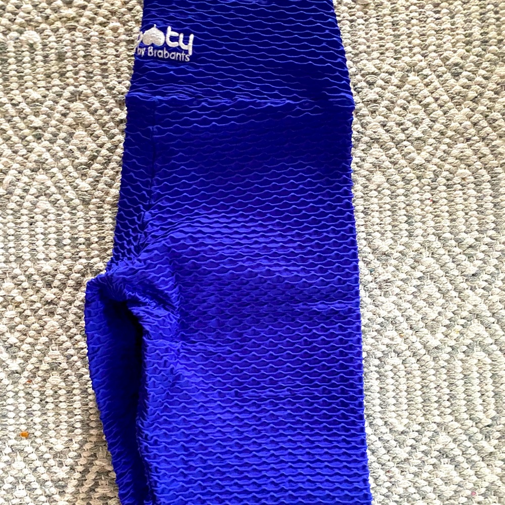 Booty by brabants blue violet leggings